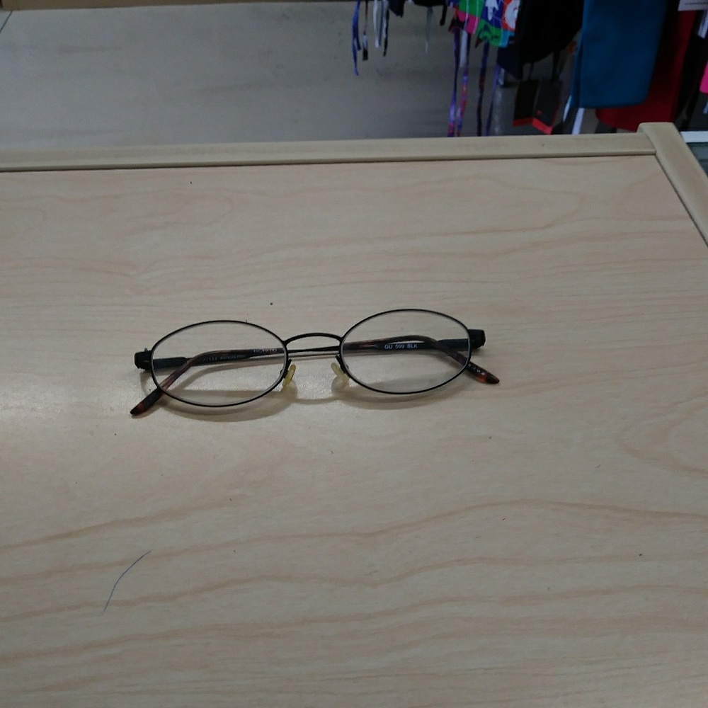 Eye glasses